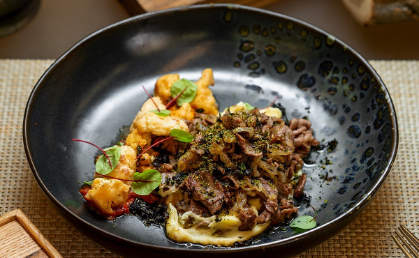 Телятина и Лук