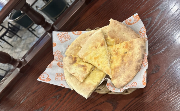 Фокачча с сыром Пармезан